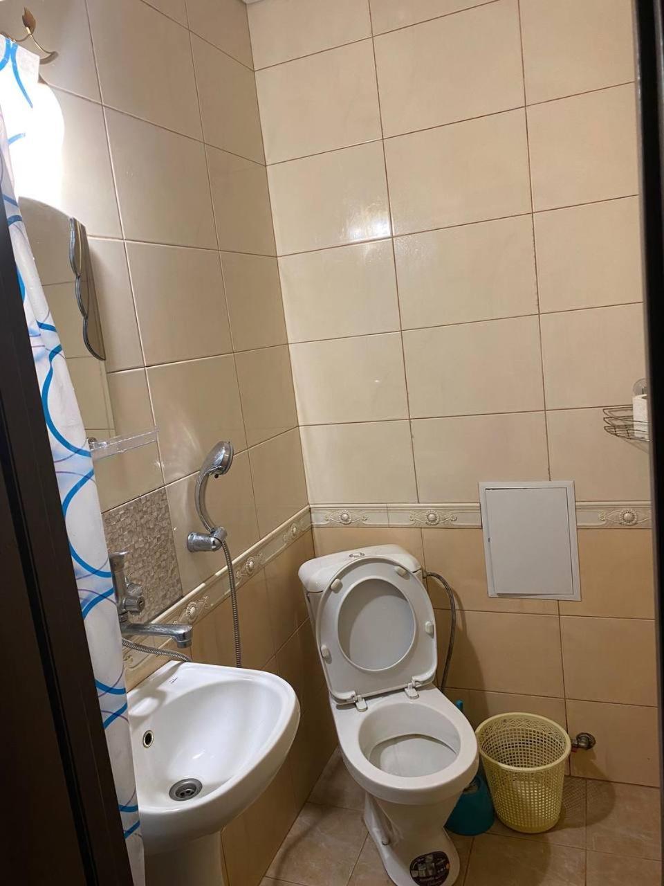Апартаменти В Парку Uman Exterior photo